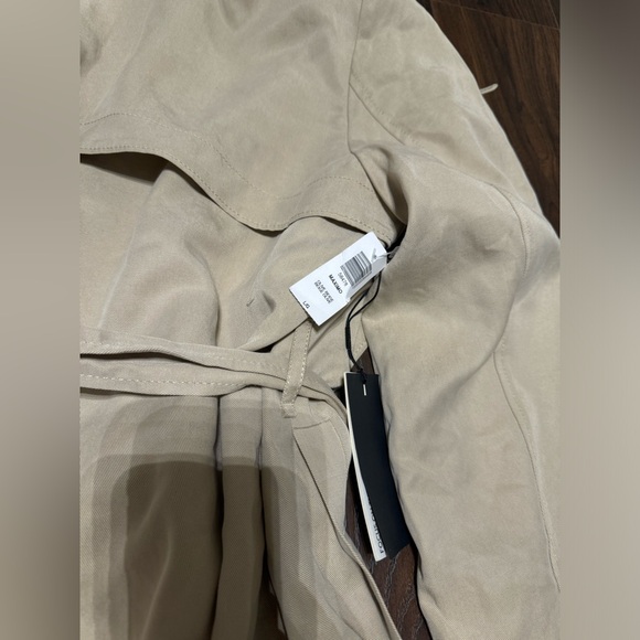 Babaton Trench Coat - Picture 4 of 4